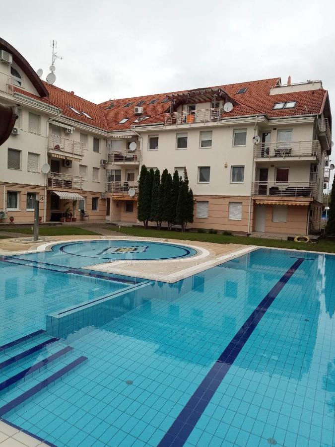 Oazis Wellness Apartman2 Hajduszoboszlo Exterior photo