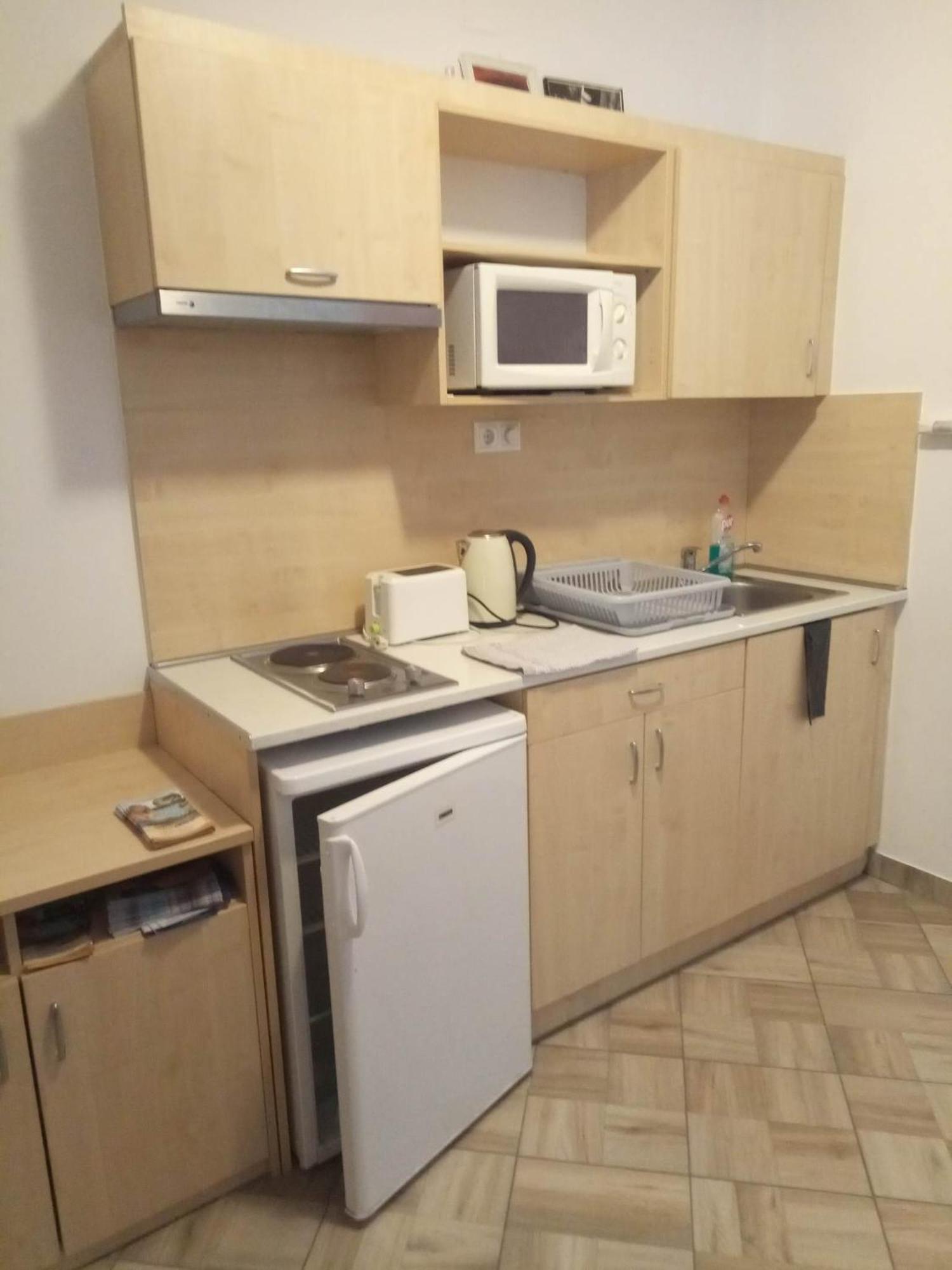 Oazis Wellness Apartman2 Hajduszoboszlo Room photo